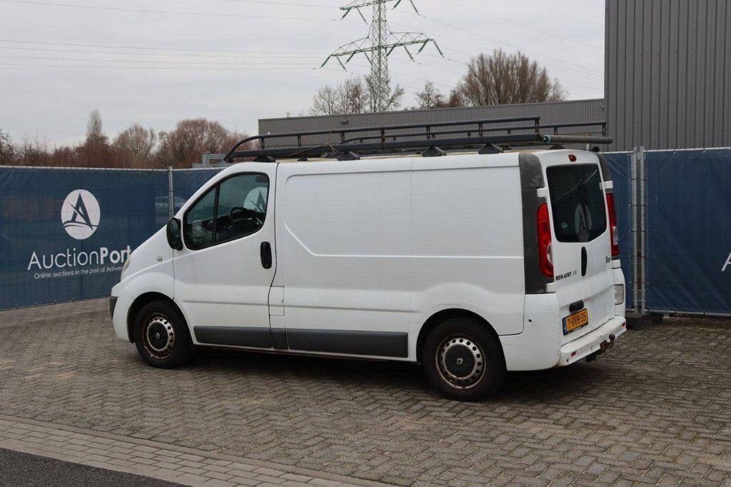 Sonstige Transporttechnik des Typs Renault Trafic, Gebrauchtmaschine in Antwerpen (Bild 4)