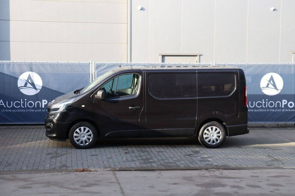 Sonstige Transporttechnik Türe ait Renault Trafic, Gebrauchtmaschine içinde Antwerpen (resim 1)