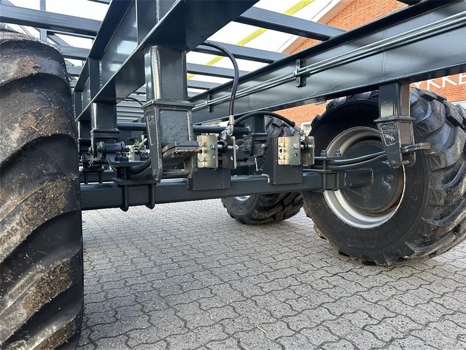 Sonstige Transporttechnik of the type Sonstige Halmtræk Med hydraulisk ballesurring, Gebrauchtmaschine in Gjerlev J. (Picture 11)