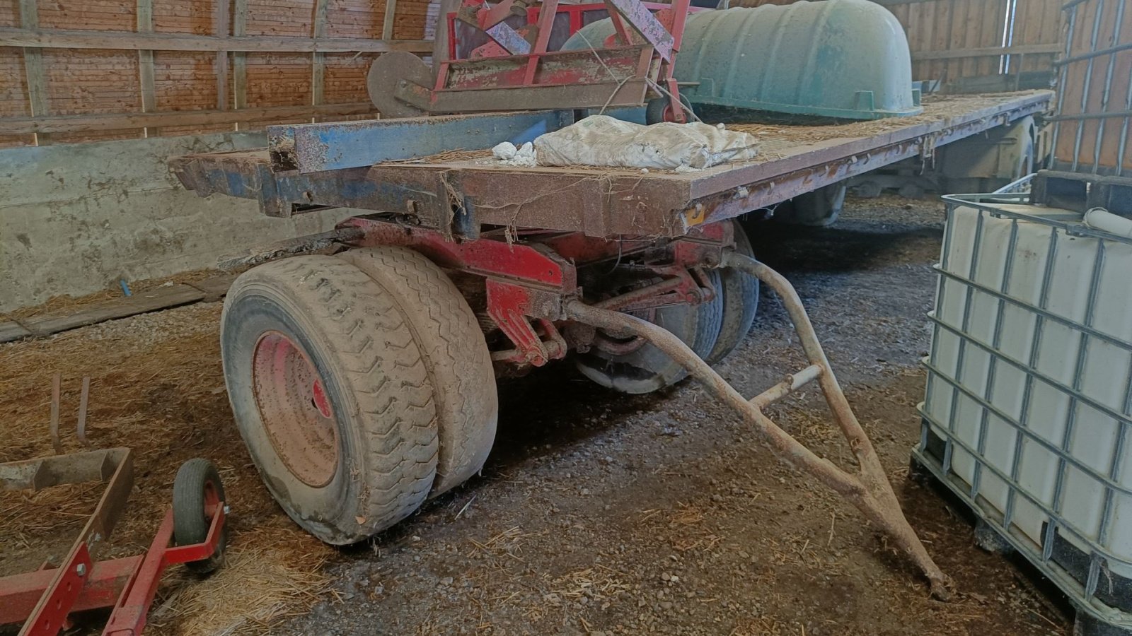 Sonstige Transporttechnik типа Sonstige Halmvogn/lastbilanhænger  4-hjulet  8 m, Gebrauchtmaschine в Egtved (Фотография 1)