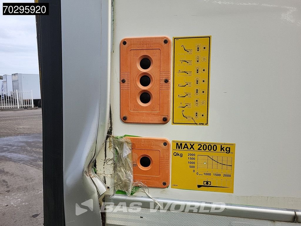 Sonstige Transporttechnik des Typs Sonstige Mercedes Benz Antos 1827 4X2 2000kg Ladebordwand Automatic Xenon Euro 6, Gebrauchtmaschine in Veghel (Bild 11)