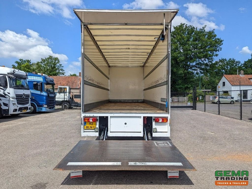 Sonstige Transporttechnik des Typs Sonstige Mercedes Benz Antos 2027 4x2 Dagcab Euro6C - GeslotenBak 7.6m - Laadklep 2000K, Gebrauchtmaschine in Oud Gastel (Bild 10)