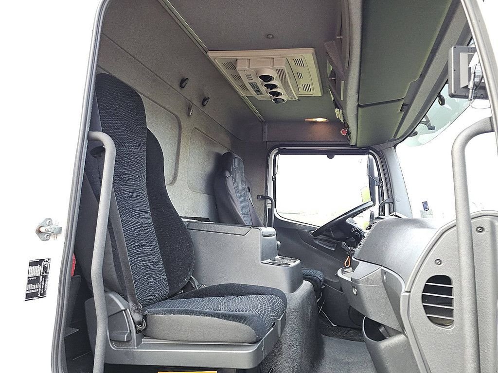 Sonstige Transporttechnik van het type Sonstige Mercedes Benz ATEGO 1221 MBB 1500 kg,AHK, Gebrauchtmaschine in Vuren (Foto 8)