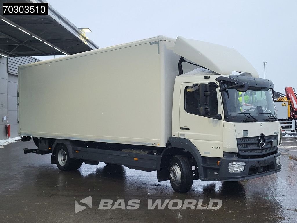 Sonstige Transporttechnik van het type Sonstige Mercedes Benz Atego 1224 4X2 12tons 1500kg tailgate Automatic Euro 6, Gebrauchtmaschine in Veghel (Foto 3)
