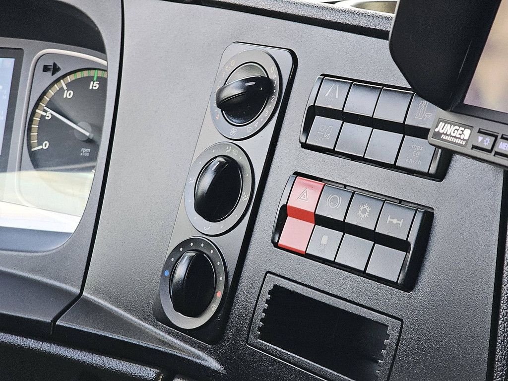 Sonstige Transporttechnik typu Sonstige Mercedes Benz ATEGO 1224 AIRCO LIFT SIDE DOOR, Gebrauchtmaschine w Vuren (Zdjęcie 11)