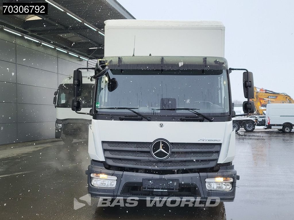 Sonstige Transporttechnik типа Sonstige Mercedes Benz Atego 821 4X2 8tonner Automatic crewcab 6 seats 1000kg Ladebordw, Gebrauchtmaschine в Veghel (Фотография 9)