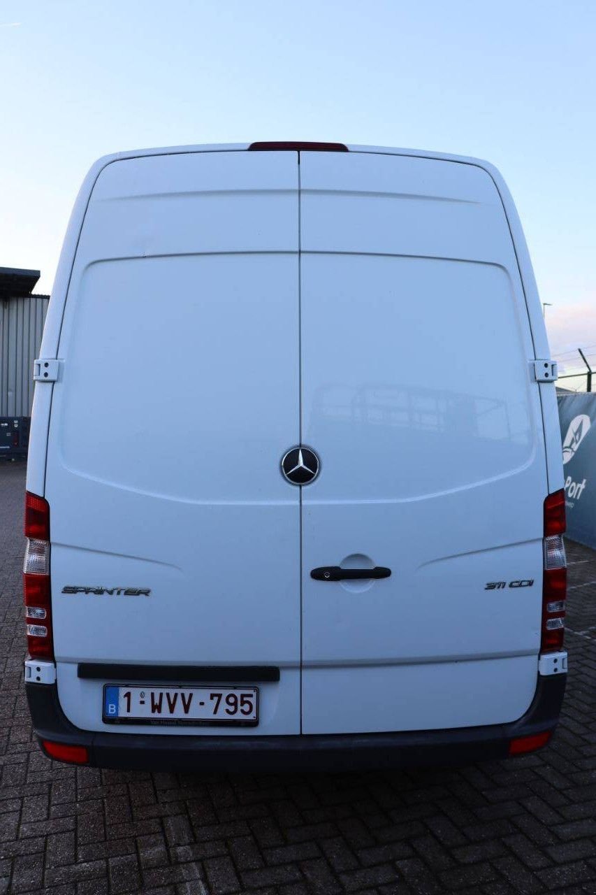 Sonstige Transporttechnik Türe ait Sonstige Mercedes Benz Sprinter 311 CDI, Gebrauchtmaschine içinde Antwerpen (resim 5)