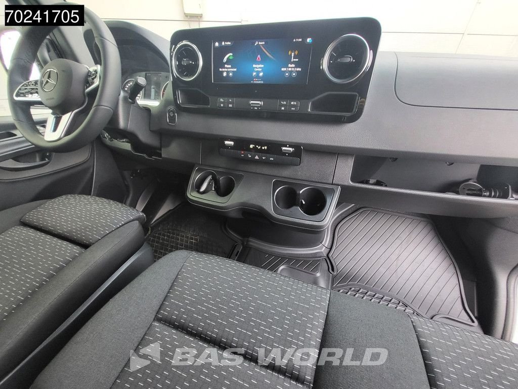 Sonstige Transporttechnik typu Sonstige Mercedes Benz Sprinter 319 CDI Automaat 4x4 190PK L4H2 XXL LED ACC Navi 360Cam, Neumaschine v Veghel (Obrázek 9)