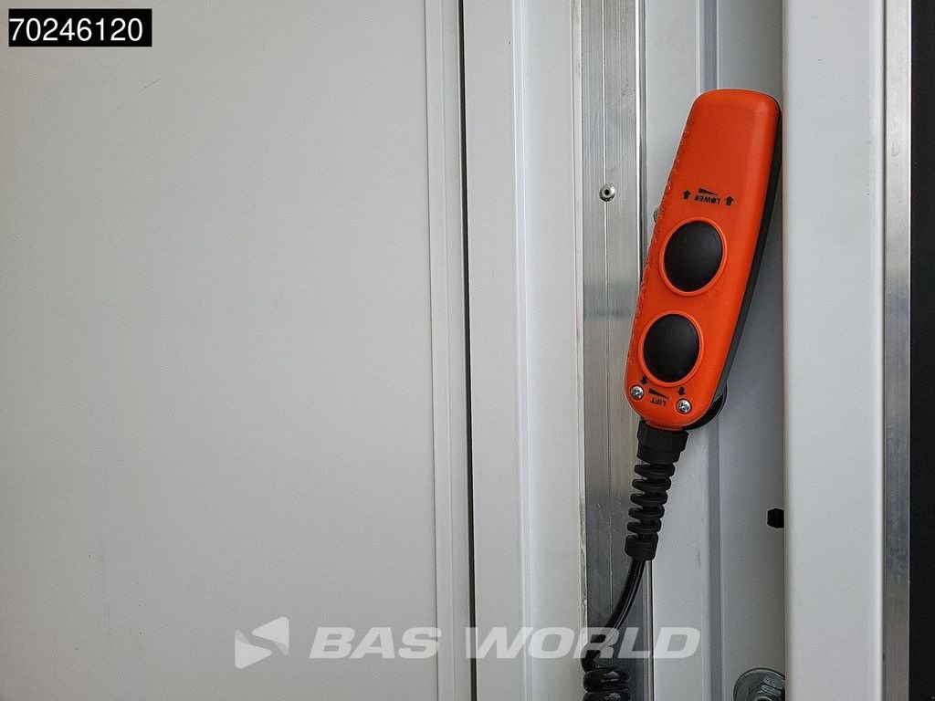 Sonstige Transporttechnik typu Sonstige Mercedes Benz Sprinter 515 CDI Automaat 1000kg Laadklep Dubbellucht Bakwagen M, Neumaschine v Veghel (Obrázek 8)