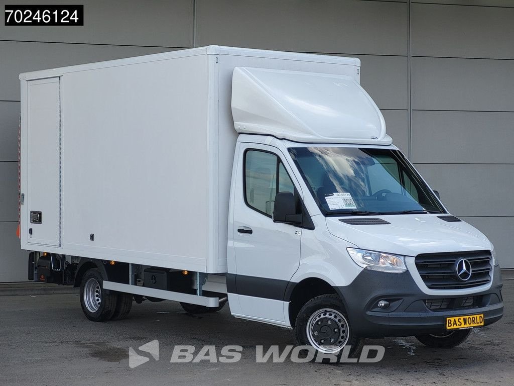 Sonstige Transporttechnik des Typs Sonstige Mercedes Benz Sprinter 515 CDI Automaat 1000kg Laadklep Zijdeur Dubbellucht Ba, Neumaschine in Veghel (Bild 5)