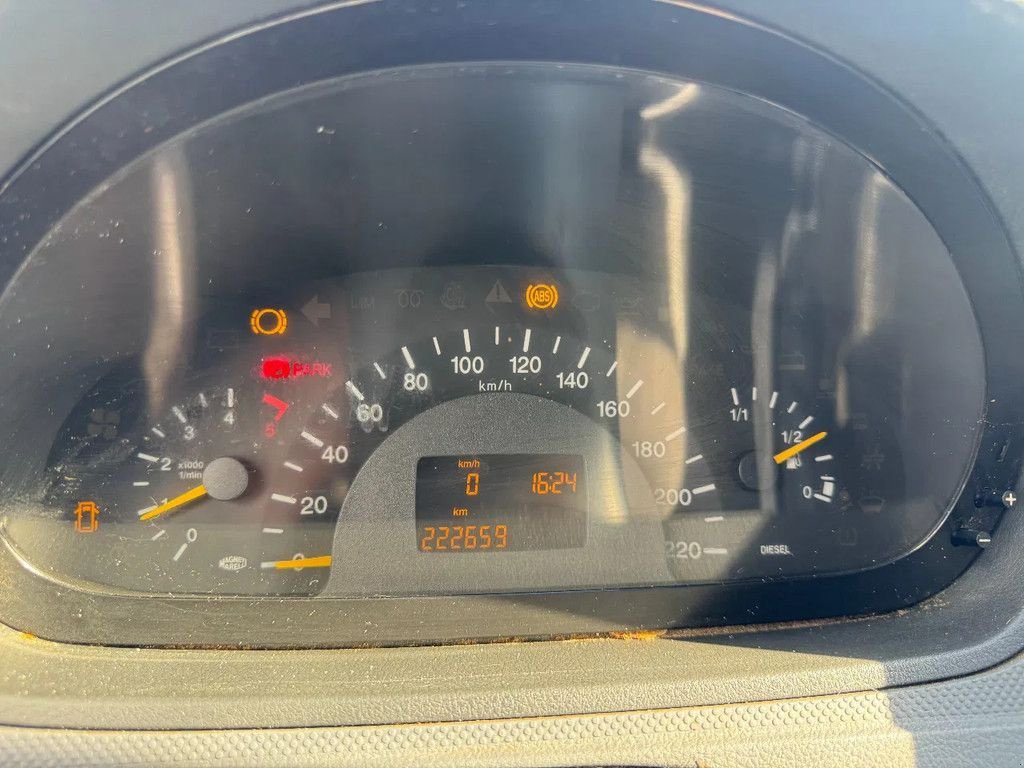 Sonstige Transporttechnik typu Sonstige Mercedes Benz Vito **109CDI**, Gebrauchtmaschine v Kessel (Obrázek 11)