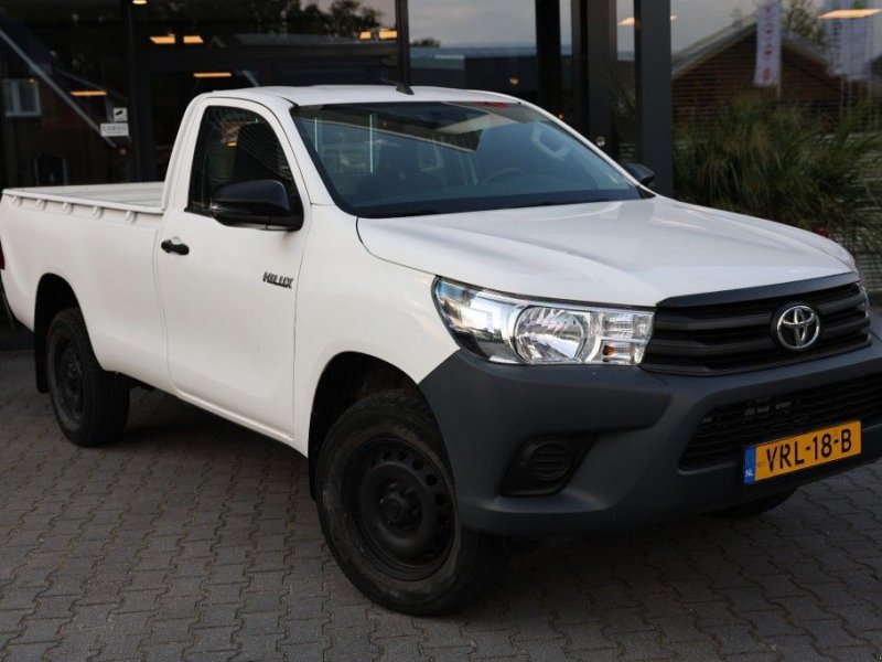 Sonstige Transporttechnik vrste Toyota Hilux 2.4 D-4D ENKEL CABIN 4WD VAN, Gebrauchtmaschine v Saasveld (Slika 1)