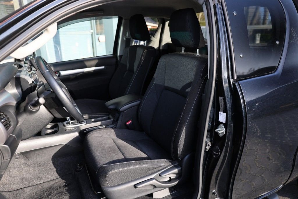 Sonstige Transporttechnik a típus Toyota Hilux 2.4 D-4D X-TRA CAB PROFESSIONAL A/T 4WD VAN, Gebrauchtmaschine ekkor: Saasveld (Kép 8)