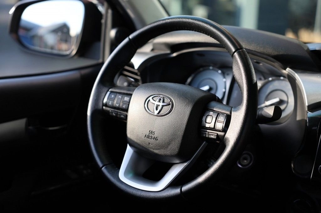 Sonstige Transporttechnik a típus Toyota Hilux 2.4 D-4D X-TRA CAB PROFESSIONAL A/T 4WD VAN, Gebrauchtmaschine ekkor: Saasveld (Kép 11)