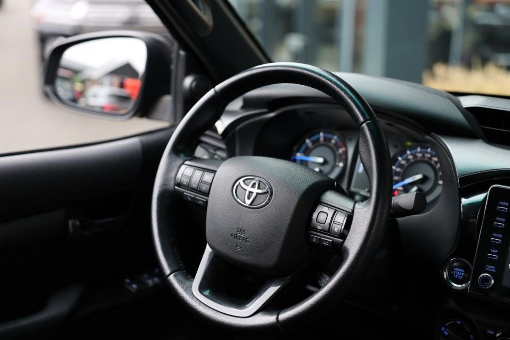 Sonstige Transporttechnik a típus Toyota Hilux 2.8 D-4D X-TRA CAB INVINCIBLE A/T 4WD VAN, Gebrauchtmaschine ekkor: Saasveld (Kép 11)