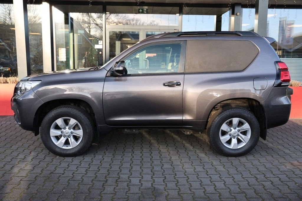 Sonstige Transporttechnik typu Toyota Land Cruiser 150 2.8 D-4D 3DRS COMFORT A/T VAN, Gebrauchtmaschine w Saasveld (Zdjęcie 2)