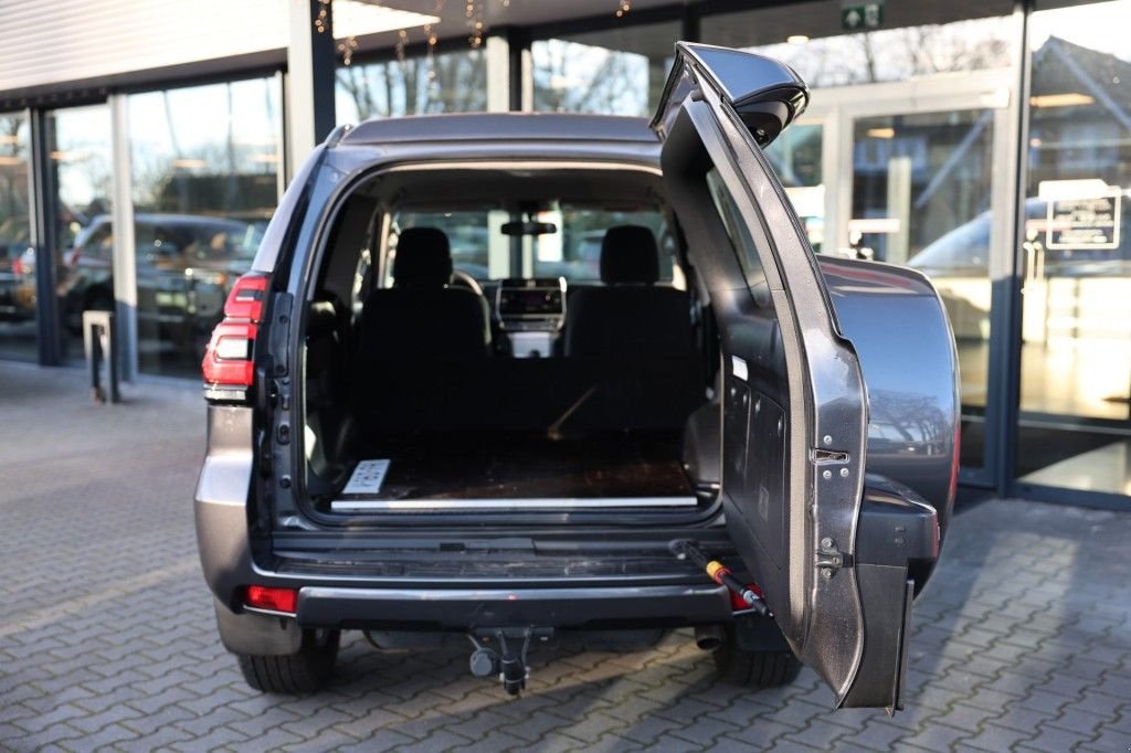 Sonstige Transporttechnik typu Toyota Land Cruiser 150 2.8 D-4D 3DRS COMFORT A/T VAN, Gebrauchtmaschine w Saasveld (Zdjęcie 7)