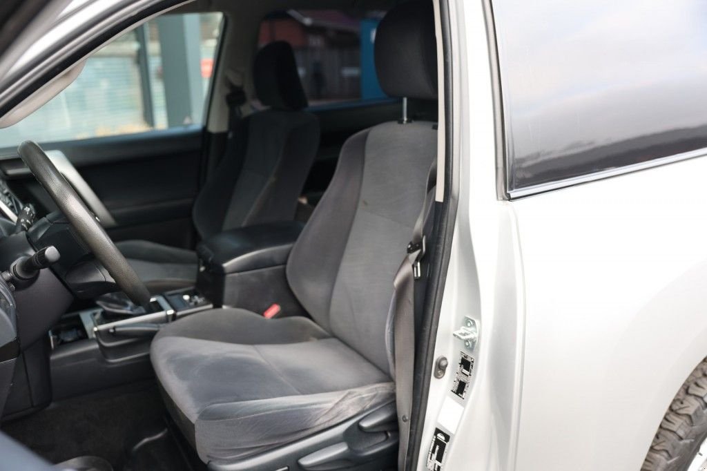 Sonstige Transporttechnik του τύπου Toyota Land Cruiser 150 2.8 D-4D 3DRS COMFORT A/T VAN, Gebrauchtmaschine σε Saasveld (Φωτογραφία 8)