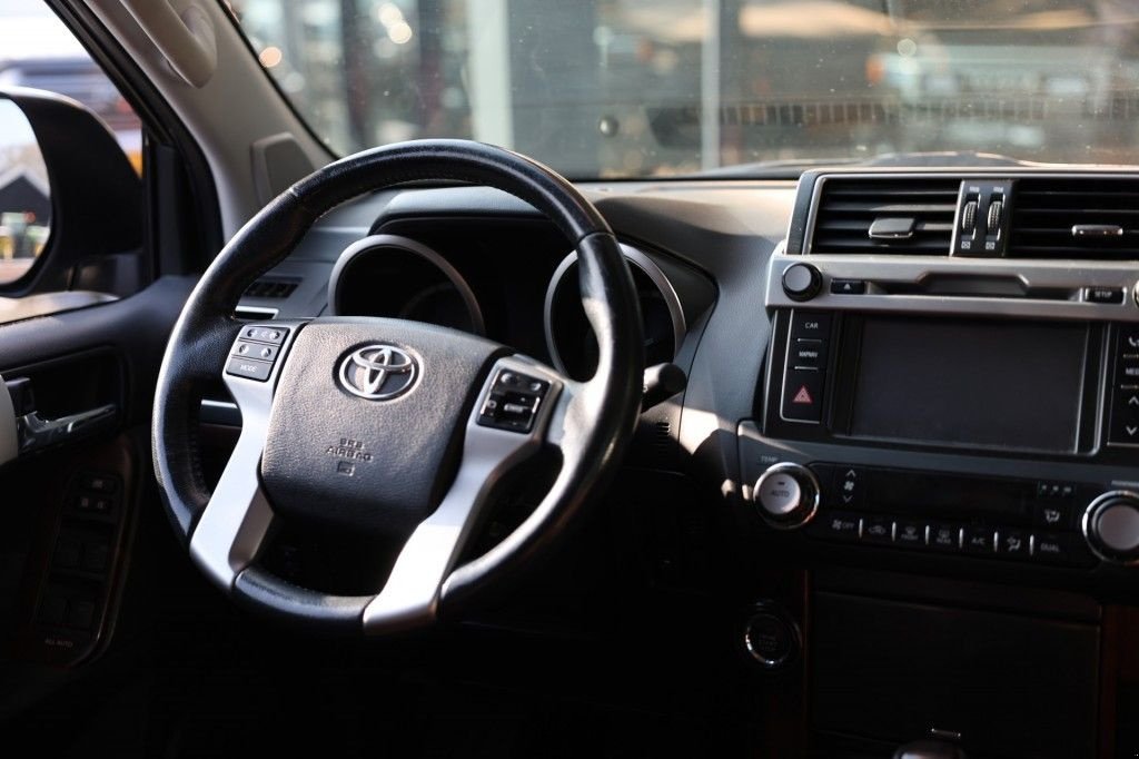 Sonstige Transporttechnik tipa Toyota Land Cruiser 150 3.0 D-4D 5DRS VX B/E TREKKER A/T 5 SITZ VAN, Gebrauchtmaschine u Saasveld (Slika 11)