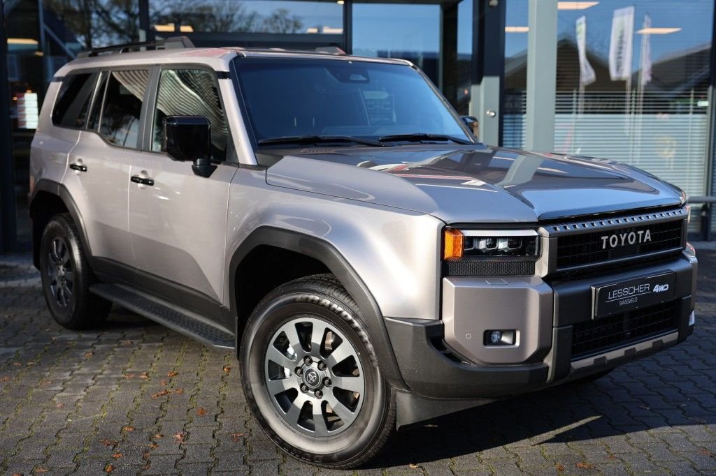 Sonstige Transporttechnik typu Toyota Land Cruiser 250 2.8 D-4D 5DRS ELEGANCE A/T VAN B-STYL BPM VRIJ, Gebrauchtmaschine v Saasveld (Obrázek 1)