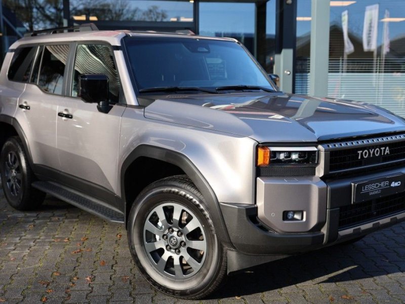 Sonstige Transporttechnik des Typs Toyota Land Cruiser 250 2.8 D-4D 5DRS ELEGANCE A/T VAN B-STYL BPM VRIJ, Gebrauchtmaschine in Saasveld (Bild 1)