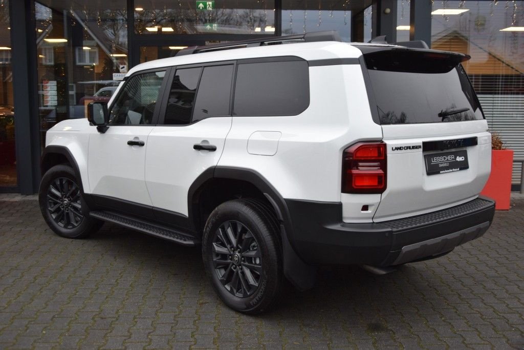 Sonstige Transporttechnik typu Toyota Land Cruiser 250 2.8 D-4D 5DRS PROFESSIONAL A/T VAN BPM VRIJ, Gebrauchtmaschine w Saasveld (Zdjęcie 4)