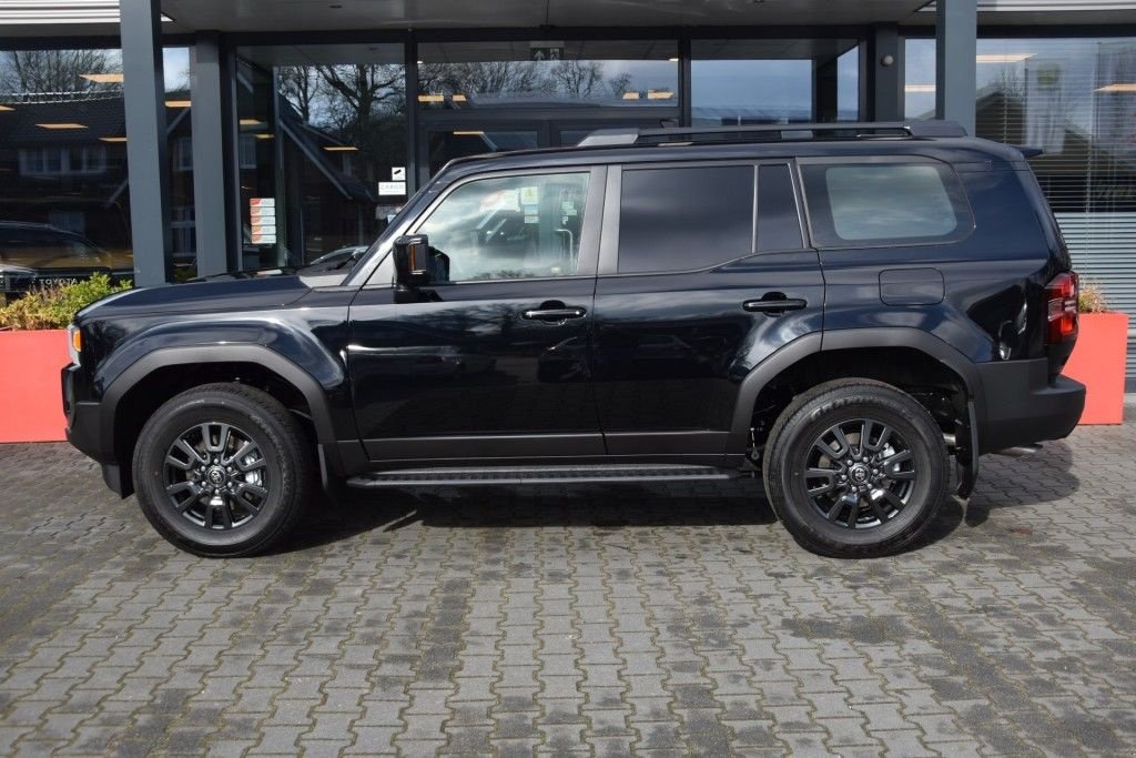 Sonstige Transporttechnik van het type Toyota Land Cruiser 250 2.8 D-4D 5DRS TX-L A/T VAN BPM VRIJ, Gebrauchtmaschine in Saasveld (Foto 2)