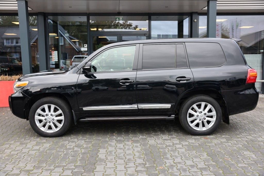 Sonstige Transporttechnik typu Toyota Land Cruiser V8 4.5 D-4D EXECUTIVE A/T VAN, Gebrauchtmaschine w Saasveld (Zdjęcie 2)