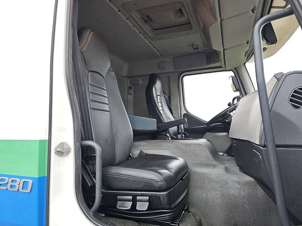 Sonstige Transporttechnik tipa Volvo FE 280.18 BOX 5.5 2T LIFT, Gebrauchtmaschine u Vuren (Slika 8)