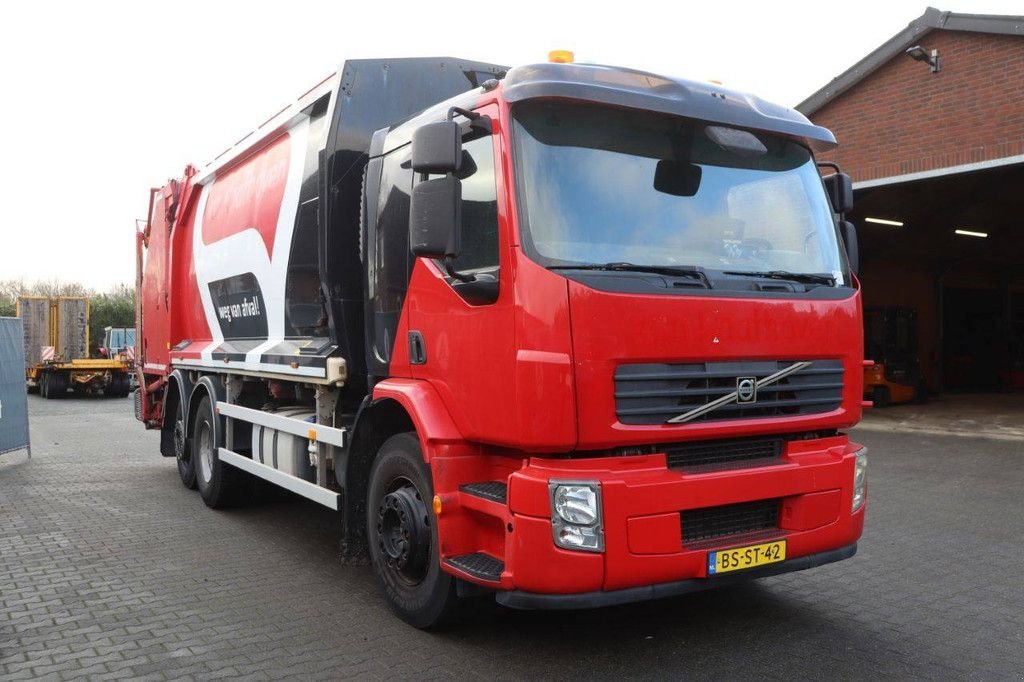 Sonstige Transporttechnik a típus Volvo FE S 6X2 R, Gebrauchtmaschine ekkor: Antwerpen (Kép 7)
