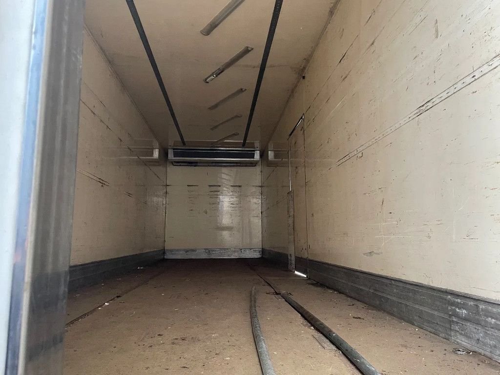 Sonstige Transporttechnik Türe ait Volvo FH 12.420 Bakwagen met laadklep Euro 5 !, Gebrauchtmaschine içinde Kerkrade (resim 9)