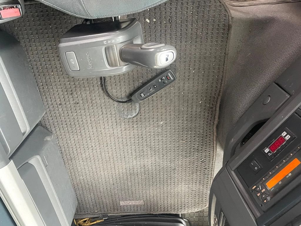 Sonstige Transporttechnik Türe ait Volvo FH 12.420 Bakwagen met laadklep Euro 5 !, Gebrauchtmaschine içinde Kerkrade (resim 5)