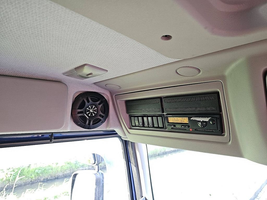 Sonstige Transporttechnik van het type Volvo FL 240.12 TAILLIFT SIDE DOOR, Gebrauchtmaschine in Vuren (Foto 11)
