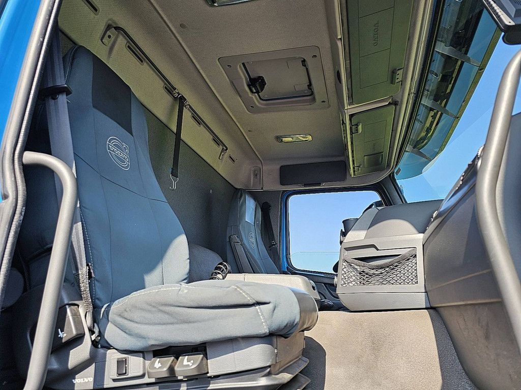 Sonstige Transporttechnik typu Volvo FM 11.330 8X2 B&Auml;R 2000KG LIFT, Gebrauchtmaschine v Vuren (Obrázek 8)