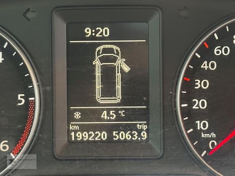 Sonstige Transporttechnik типа VW Volkswagen T5 Bus Caravelle Comfortline lang 4Motion 9 Sitzer, Gebrauchtmaschine в Gevelsberg (Фотография 16)