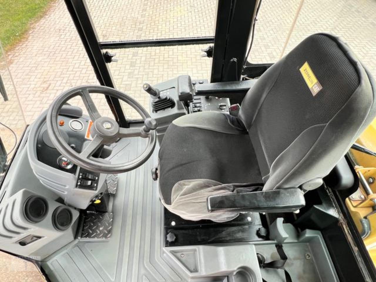 Sonstige Walzen tip Sonstige Caterpillar CS423E Planierwalze, Gebrauchtmaschine in Pragsdorf (Poză 4)