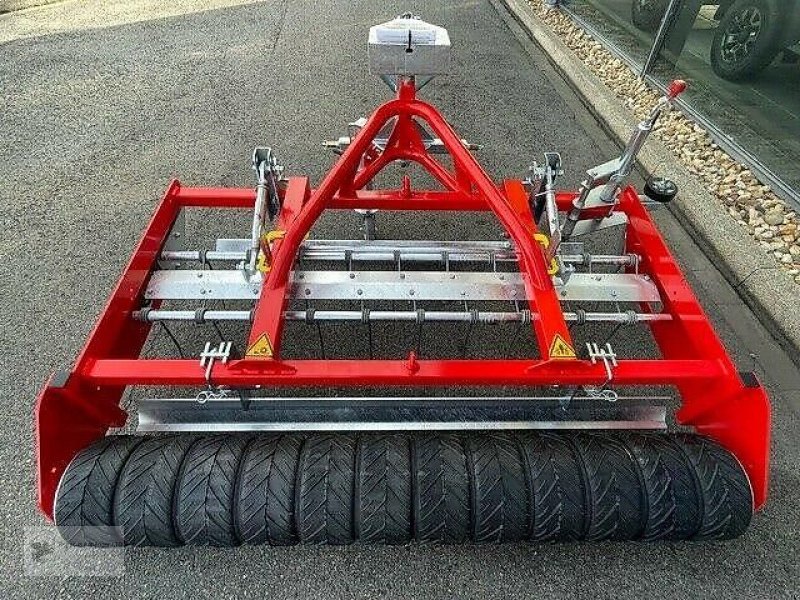 Sonstige Walzen of the type Sonstige Reitbahnplaner Typ Expert 4 NEU Schleppe, Neumaschine in Gevelsberg (Picture 5)