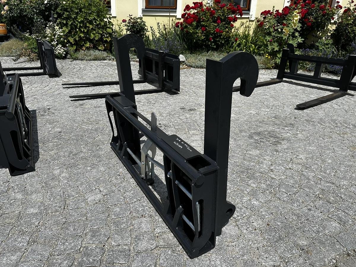 Sonstiges Baggerzubehör typu Big Dutchman Adapter JCB Q-Fit passend zu Euro Aufnahme, Neumaschine v Göpfritz an der Wild (Obrázek 2)