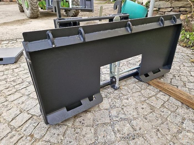 Sonstiges Baggerzubehör des Typs Big Dutchman Bobcat 114 cm Adapter mit Euro Aufnahme, Neumaschine in Göpfritz an der Wild (Bild 1)