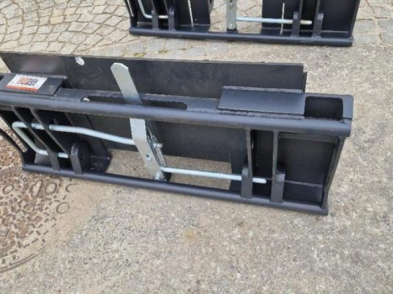 Sonstiges Baggerzubehör des Typs Big Dutchman Bobcat 90 cm Adapter mit Euro Aufnahme, Neumaschine in Göpfritz an der Wild (Bild 1)