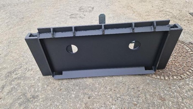 Sonstiges Baggerzubehör des Typs Big Dutchman Bobcat 90 cm Adapter mit Euro Aufnahme, Neumaschine in Göpfritz an der Wild (Bild 2)