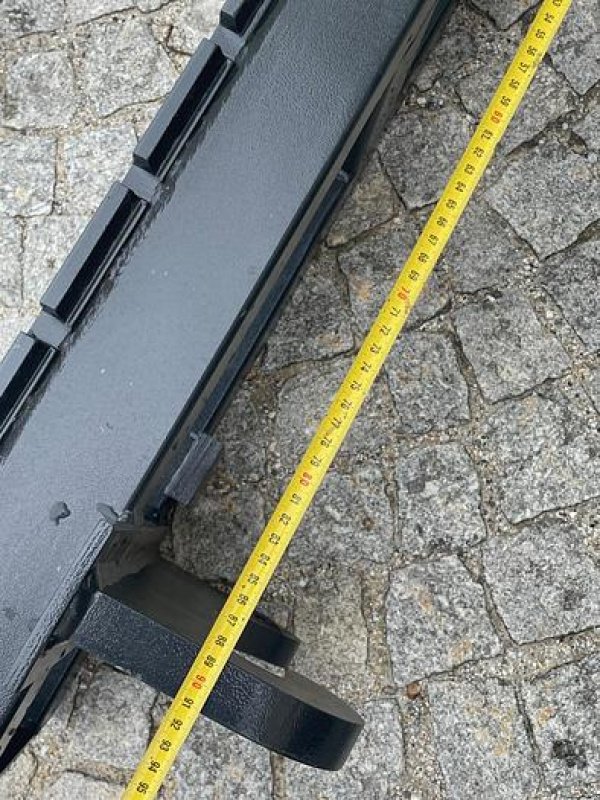 Sonstiges Baggerzubehör des Typs Big Dutchman Palettengabel 2 t passend zu Volvo L30 Aufnahme, Neumaschine in Göpfritz an der Wild (Bild 5)