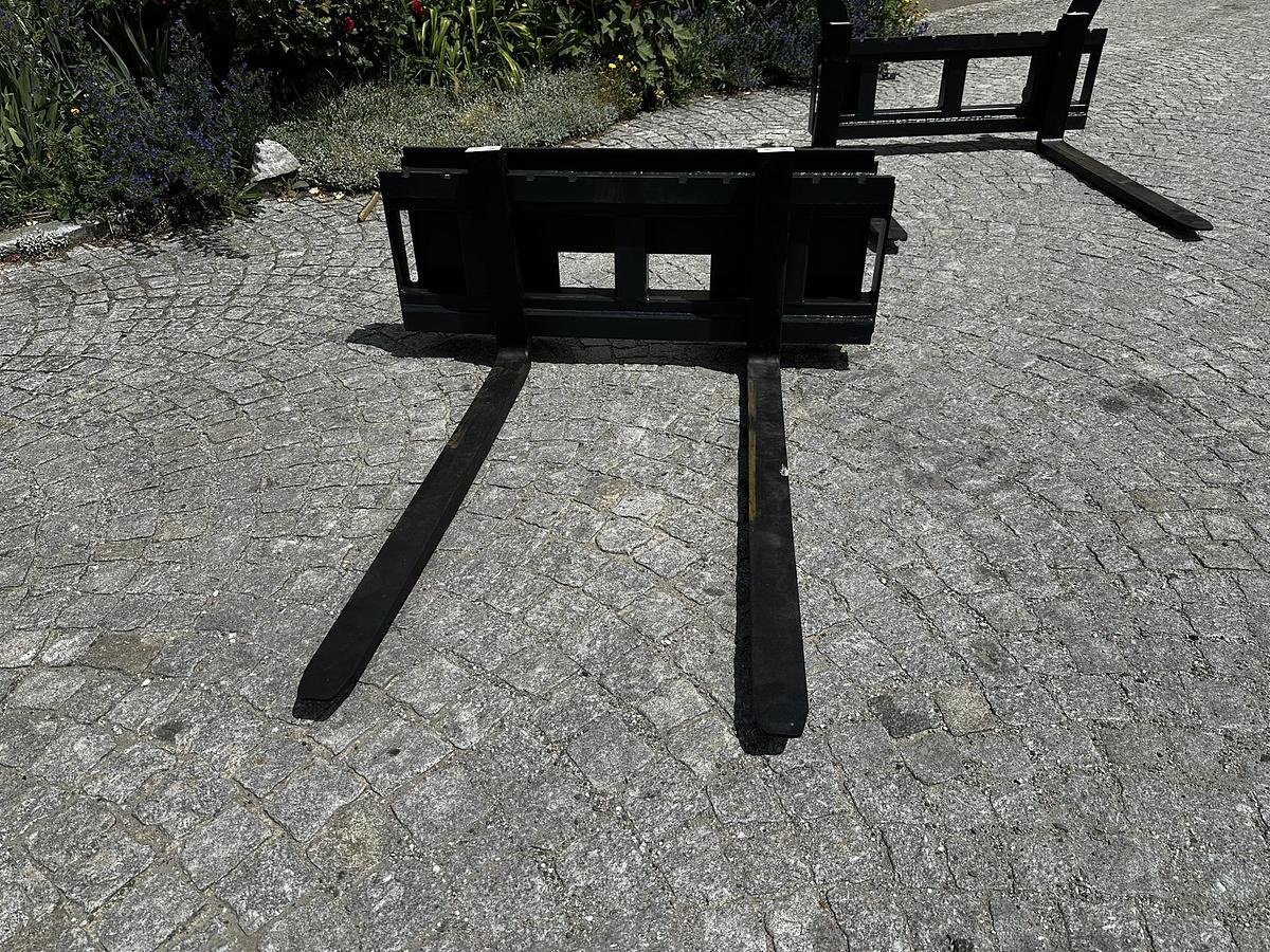 Sonstiges Baggerzubehör des Typs Big Dutchman Palettengabel mit Bobcat 114cm Aufnahme, Neumaschine in Göpfritz an der Wild (Bild 1)