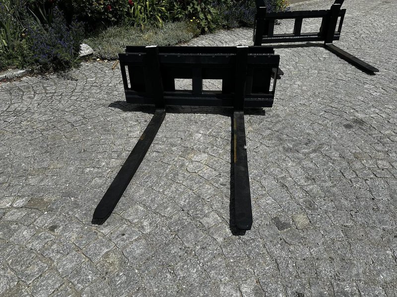 Sonstiges Baggerzubehör des Typs Big Dutchman Palettengabel mit Bobcat 114cm Aufnahme, Neumaschine in Göpfritz an der Wild (Bild 1)