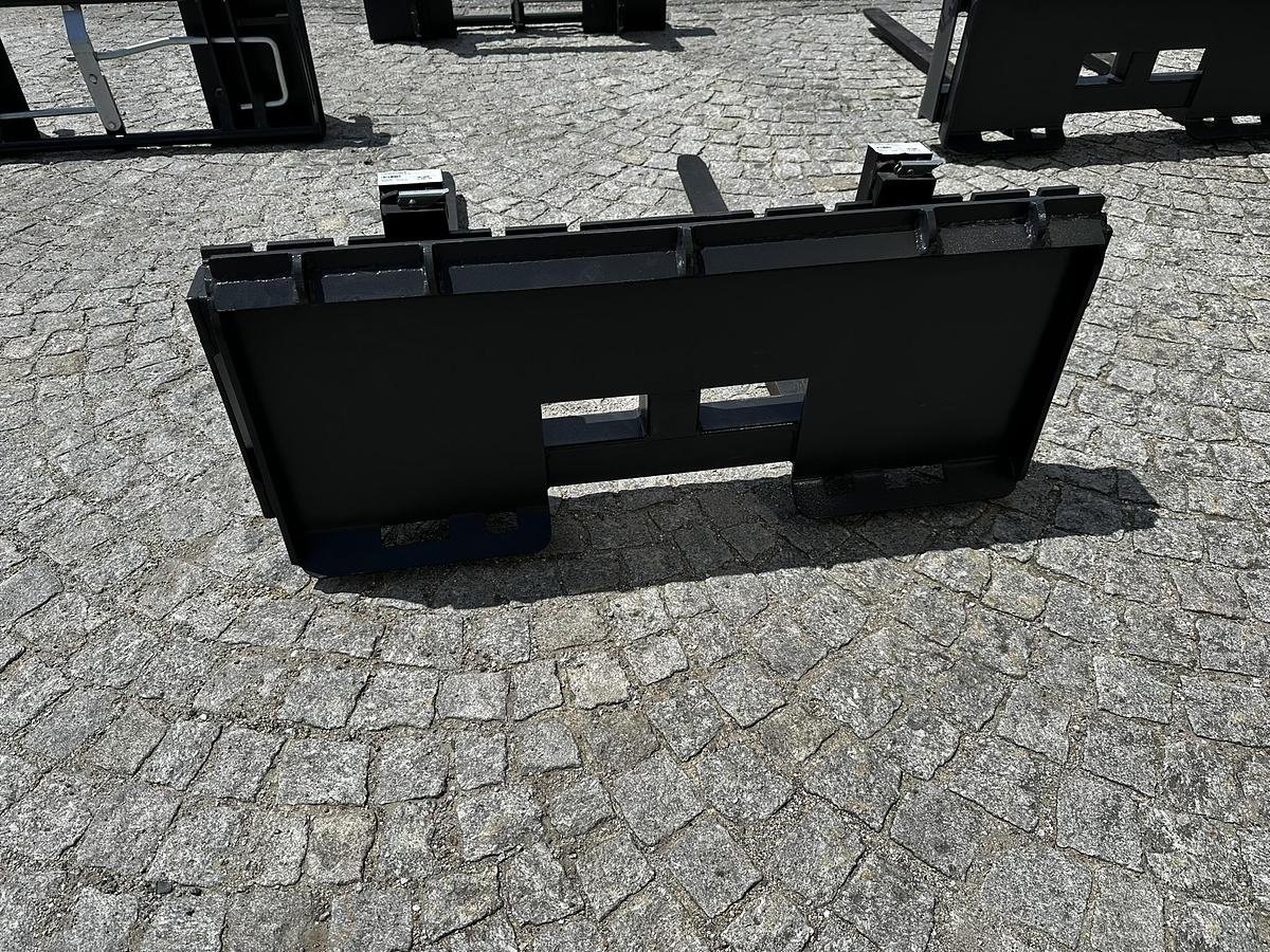 Sonstiges Baggerzubehör des Typs Big Dutchman Palettengabel mit Bobcat 114cm Aufnahme, Neumaschine in Göpfritz an der Wild (Bild 3)