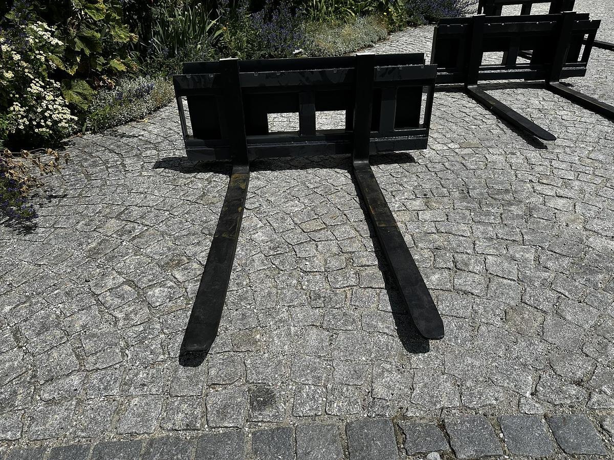 Sonstiges Baggerzubehör des Typs Big Dutchman Palettengabel mit Bobcat 114cm Aufnahme, Neumaschine in Göpfritz an der Wild (Bild 1)