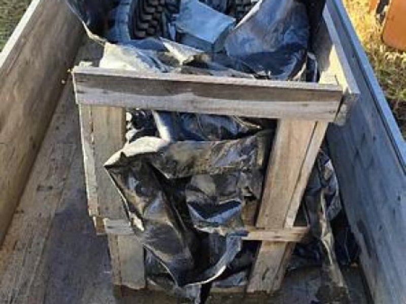 Sonstiges Baggerzubehör des Typs Solideal 300x55x82 Gummikette, Gebrauchtmaschine in Göpfritz an der Wild (Bild 1)