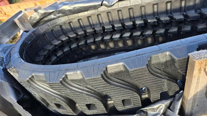 Sonstiges Baggerzubehör des Typs Solideal 300x55x82 Gummikette, Gebrauchtmaschine in Göpfritz an der Wild (Bild 3)