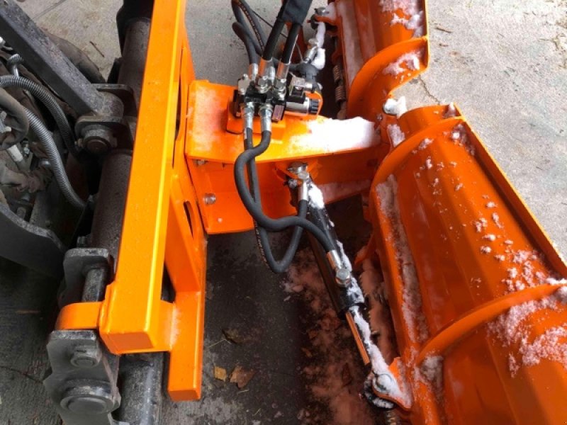 Sonstiges Baggerzubehör des Typs Sonstige Schneepflug Vario L - 200, Gebrauchtmaschine in Ebersbach (Bild 1)