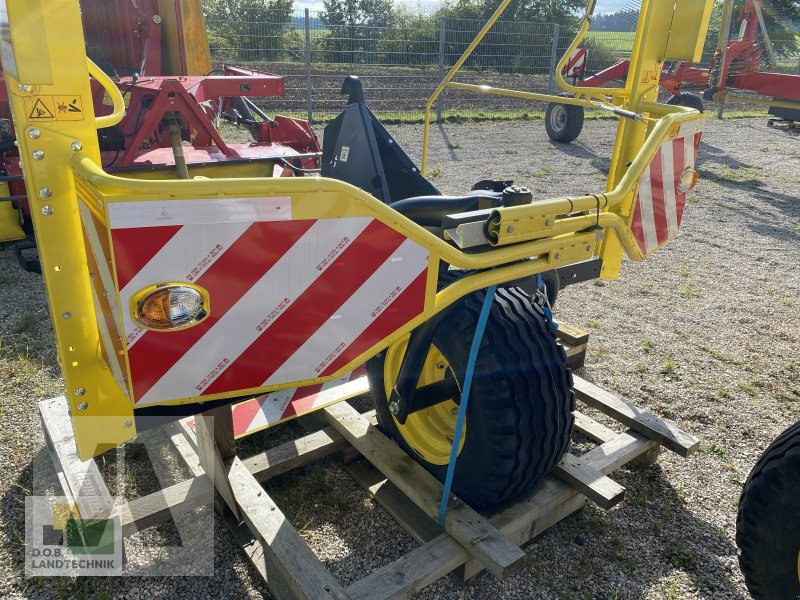 Sonstiges Feldhäckslerzubehör a típus Kemper 400F StalkBuster Komfort Zusatzfahrwerk JD 460 SB, Neumaschine ekkor: Lauterhofen (Kép 1)